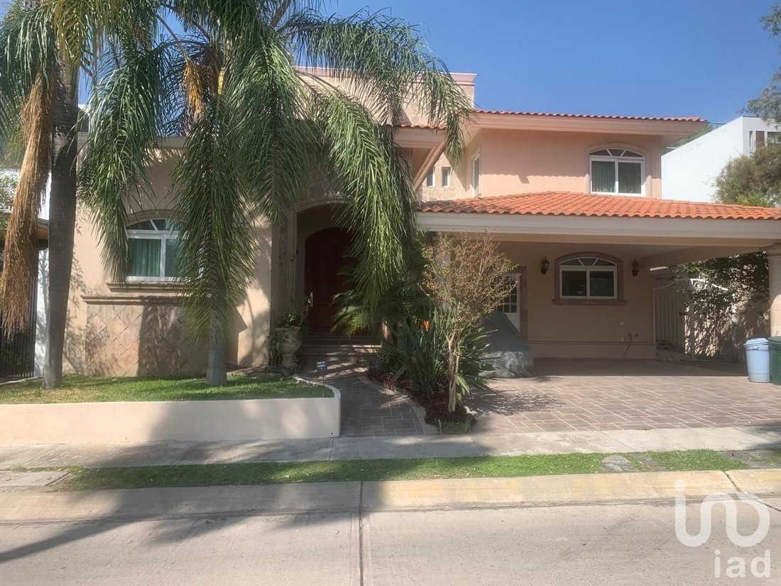 Casa in Zapopan, Jalisco, Messico 1 - 16569349