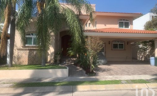 House in Zapopan, Jalisco, Mexico 1