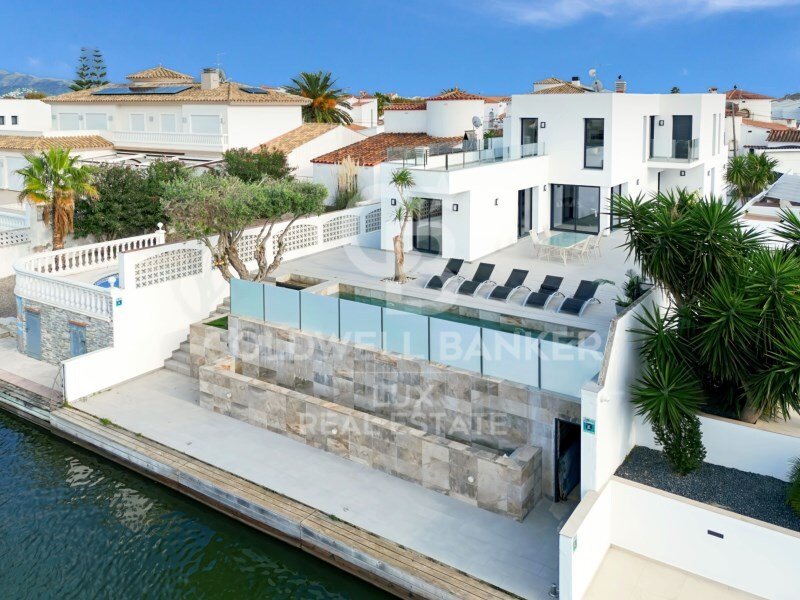 House in Empuriabrava, Catalonia, Spain 1 - 12806188