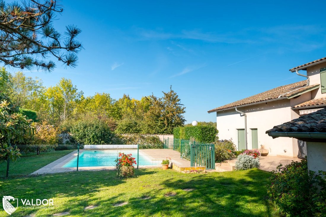 House in Saint-Lager, Auvergne-Rhône-Alpes, France 3 - 16568699