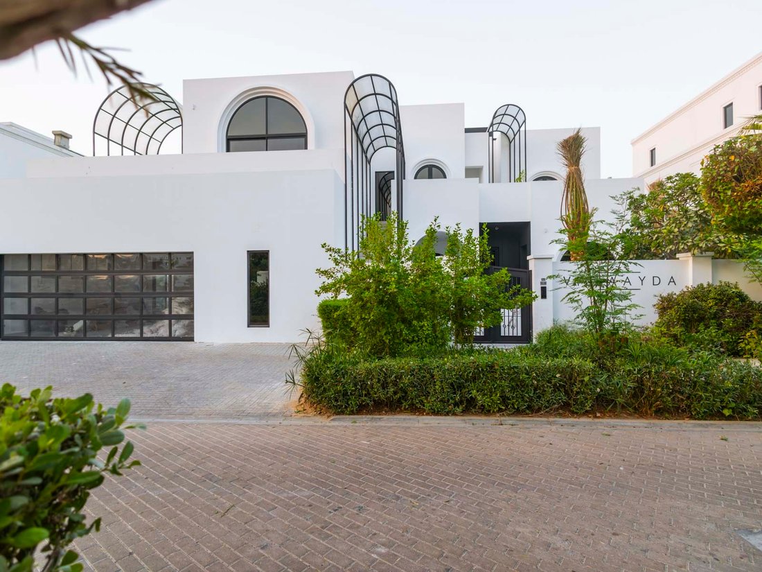 Villa in United Arab Emirates 3 - 16555571