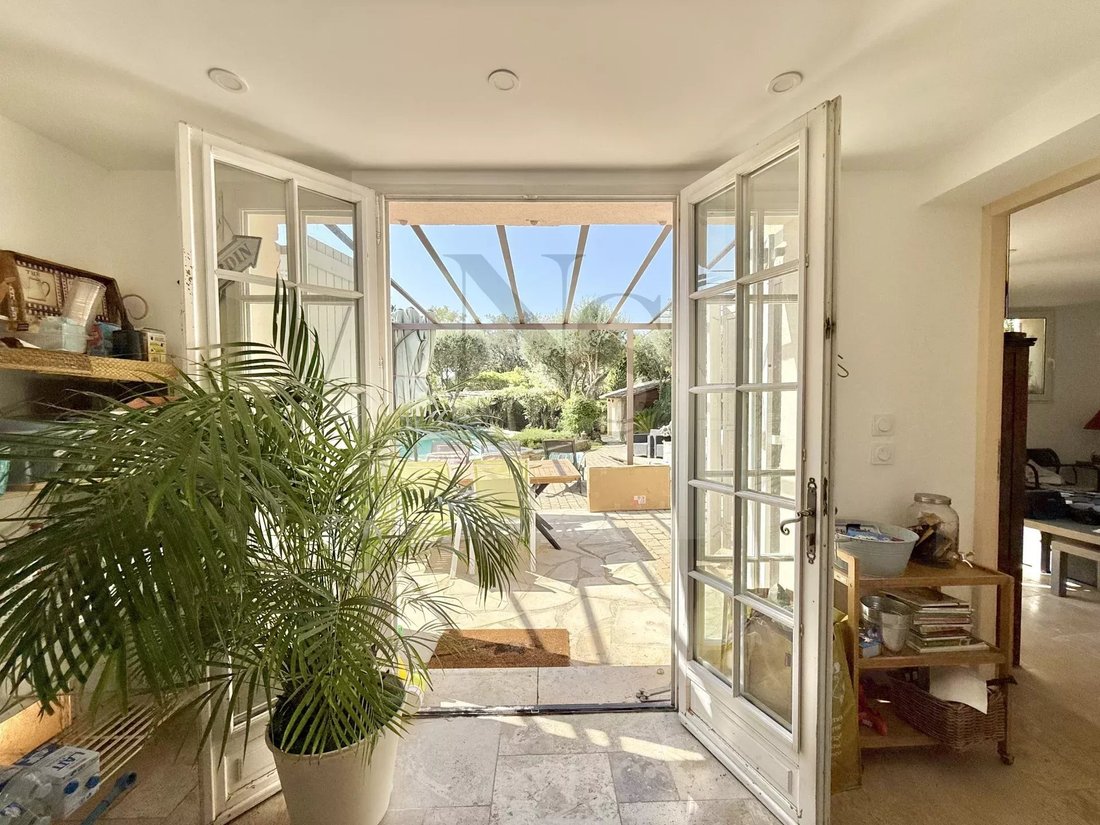 Townhouse in Est-Repentance-Les Trois Bons Dieux, Aix-en-Provence, France 5 - 16057989