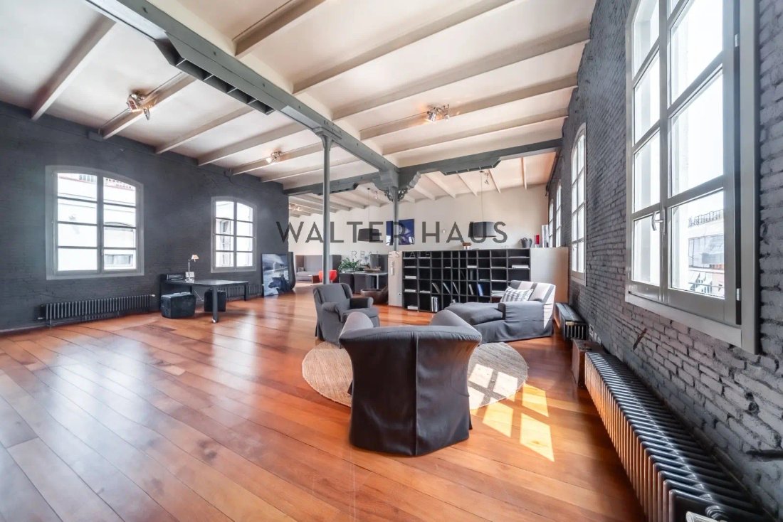 Apartment in Eixample, Barcelona, Spain 2 - 15630115