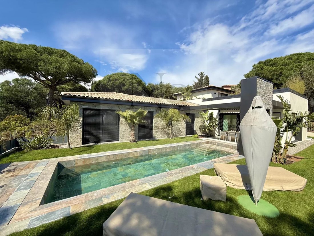 Villa in Nartelle-Noyer-Bellevue-bd des Sardinaux, Sainte-Maxime, Frankreich 1 - 15457937