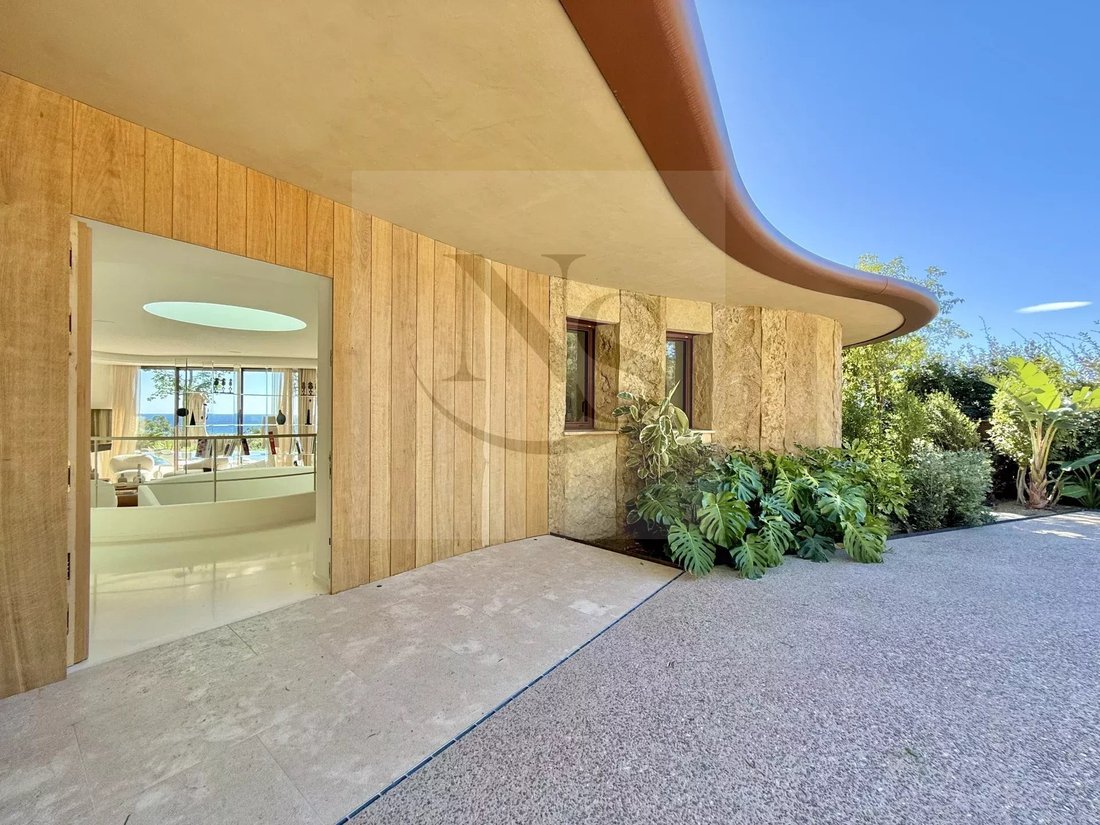 Villa in Ramatuelle, Provence-Alpes-Côte d'Azur, France 3 - 16120636