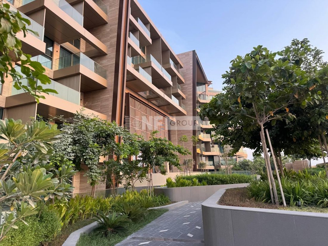 Apartment in Palm Jumeirah, Dubai, United Arab Emirates 1 - 16569249