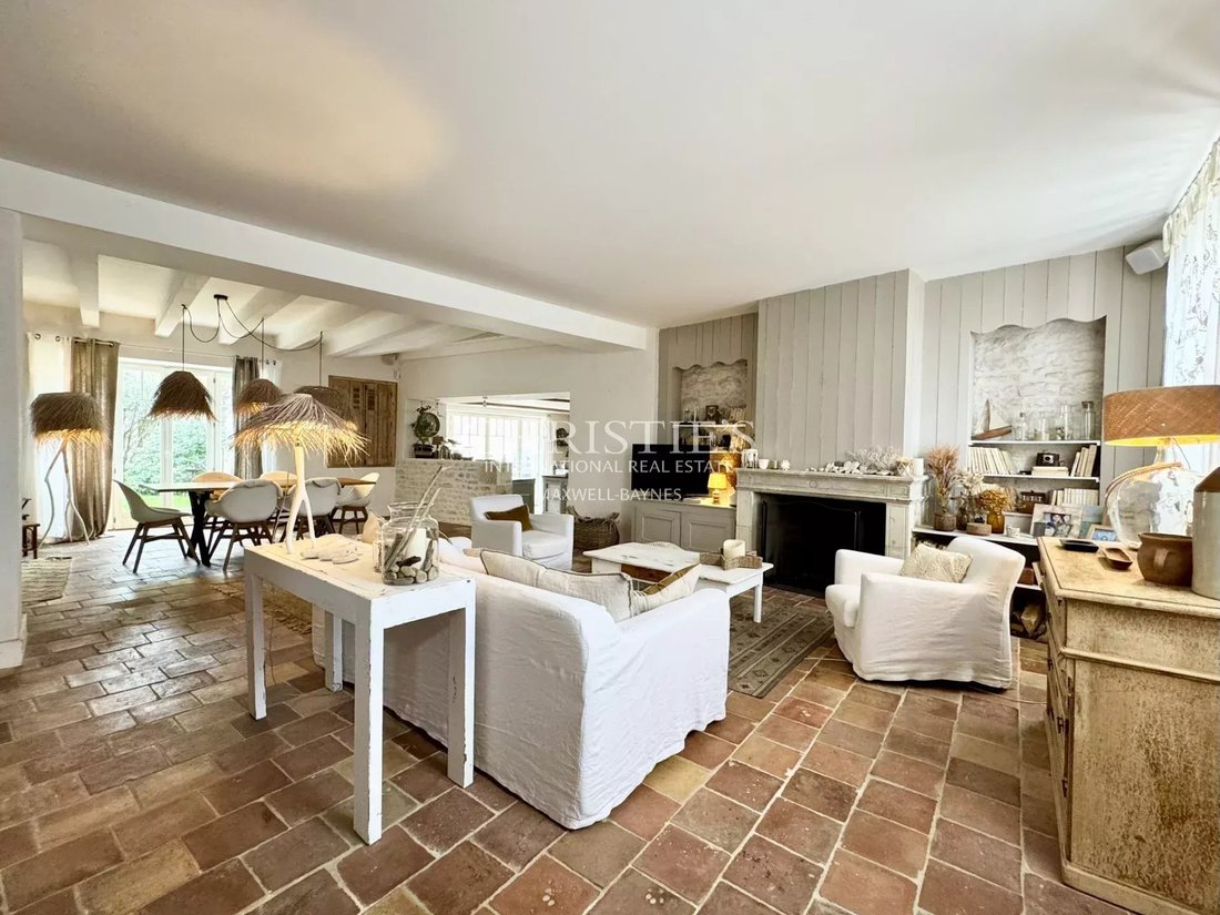House in Sainte-Marie-de-Ré, Nouvelle-Aquitaine, France 2 - 16571061