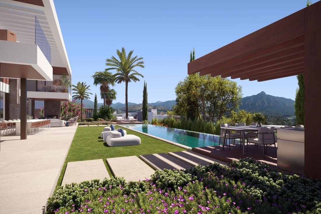 Villa in Nueva Andalucia, Marbella, Spain 2 - 16569648