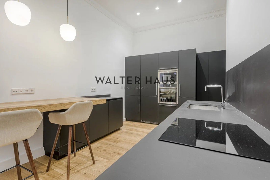 Apartment in Eixample, Barcelona, Spain 5 - 13738788
