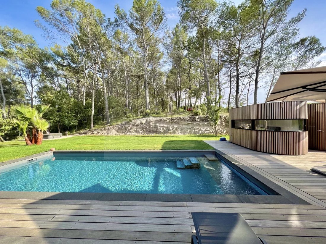 Villa in Beaurecueil, Provence-Alpes-Côte d'Azur, France 4 - 13014820