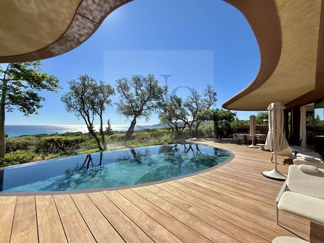 Villa in Ramatuelle, Provence-Alpes-Côte d'Azur, France 1 - 16120636
