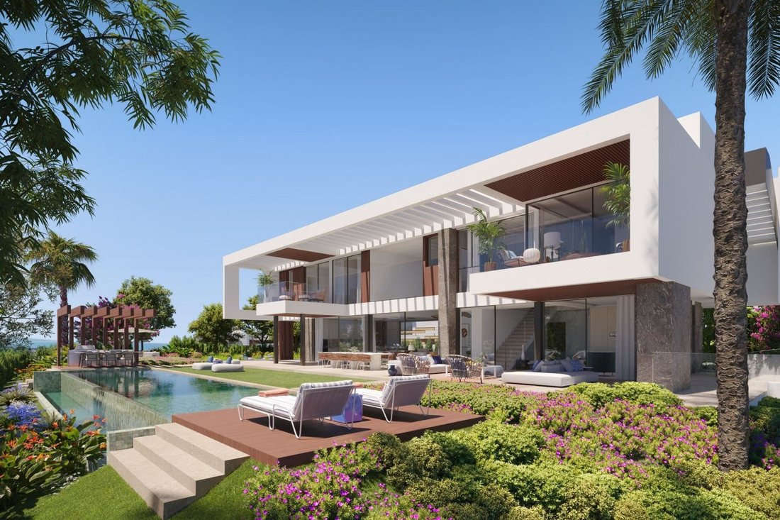 Villa in Nueva Andalucia, Marbella, Spain 1 - 16569648