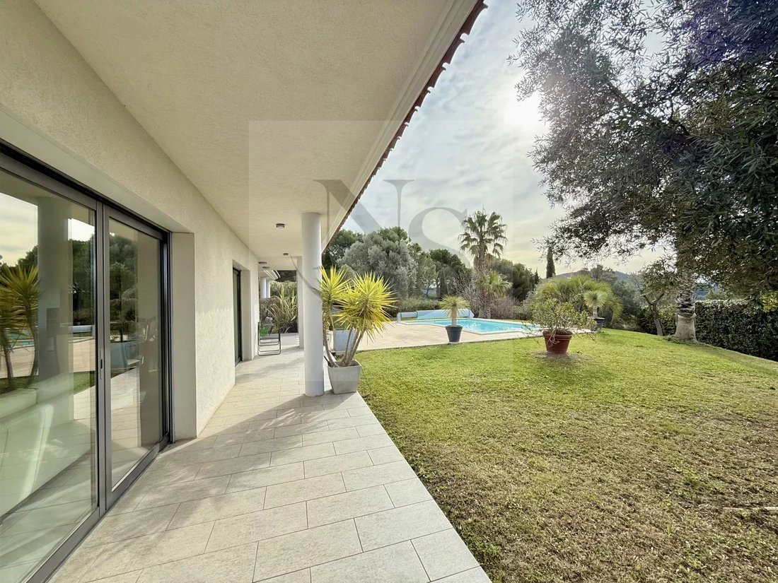 Villa in Ventabren, Provence-Alpes-Côte d'Azur, France 4 - 15275837