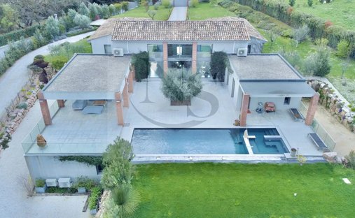 Villa a Bouc-Bel-Air, Provenza-Alpi-Costa Azzurra, Francia 1