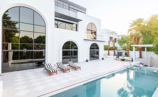 Villa in Dubai, Dubai, United Arab Emirates 1