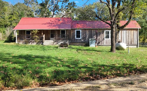 Farm Ranch in Gatewood, Missouri, United States 1