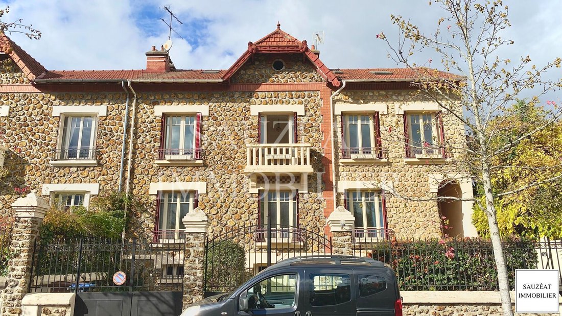 House in La Garenne-Saules-Forêt de Sénart, Montgeron, France 1 - 16540696