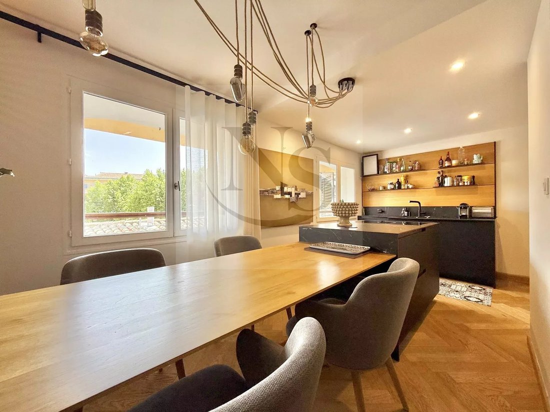 Apartment in Mazarin-Opéra-Bellegarde-Mairie, Aix-en-Provence, France 2 - 15789582