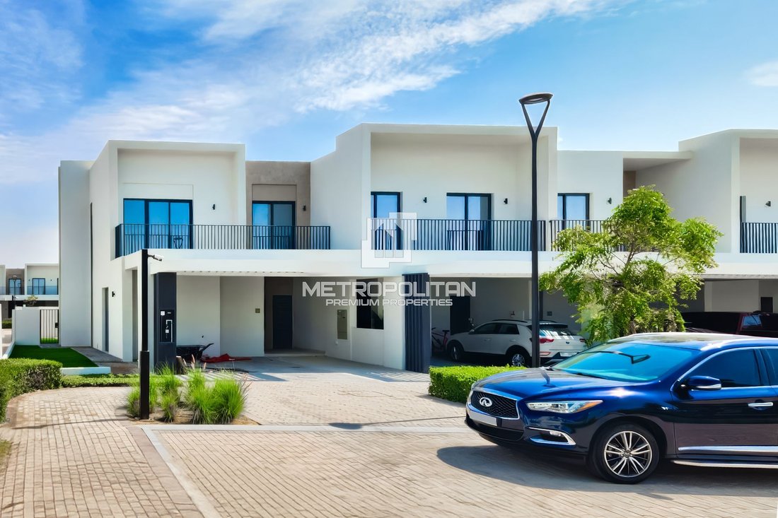 Townhouse in Dubai South Golf District, Dubai, United Arab Emirates 1 - 16570152