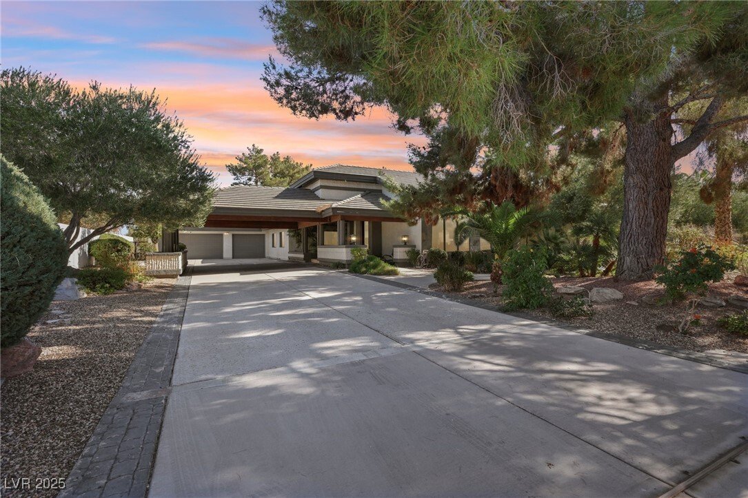 House in Las Vegas, Nevada, United States 1 - 16573007
