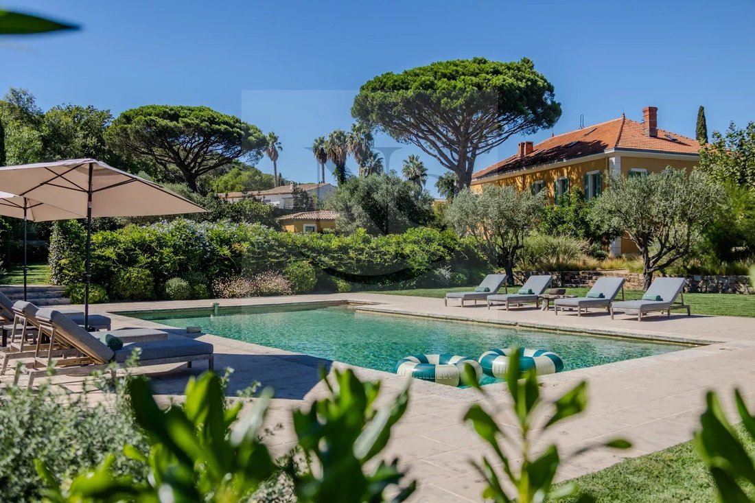 Estate in Zone Ouest Urbaine, Saint-Tropez, France 2 - 16279693