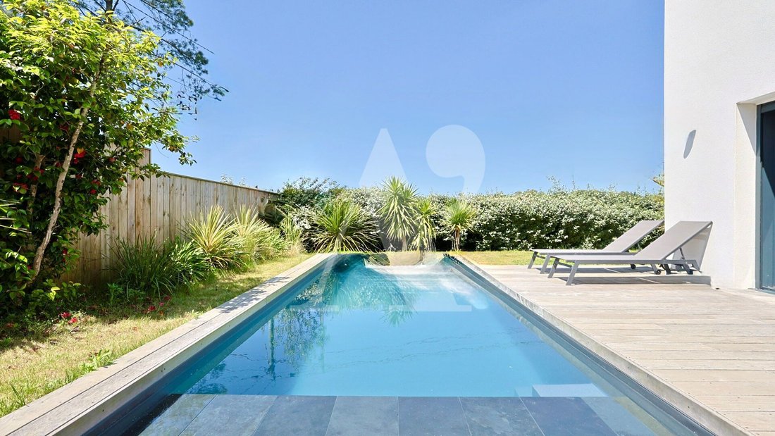 House in Anglet, Nouvelle-Aquitaine, France 2 - 15961296