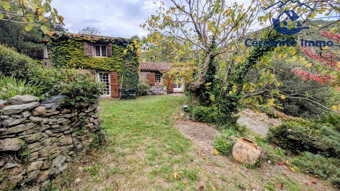 Country House in Reynes, Occitania, France 1 - 16570860