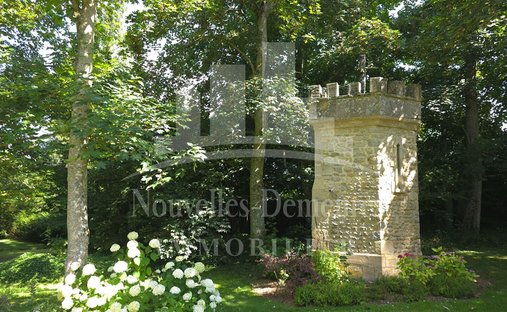 20 Minutes From The Sea : 19th C. Neogothic Style Chateau In Normandy