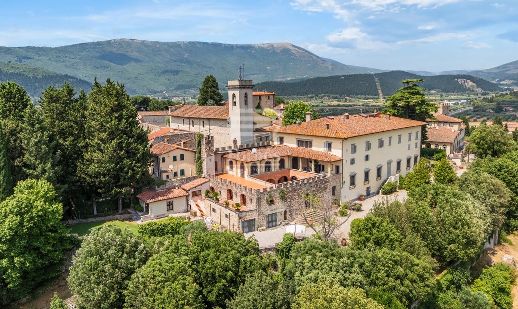 Castle for Sale in Florence, Tuscany, Italy