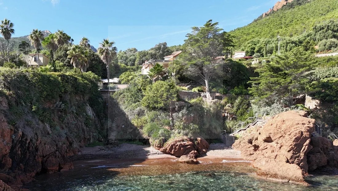 Villa a Le Dramont-Agay-Anthéor-Le Trayas, Saint-Raphaël, Francia 5 - 15515695
