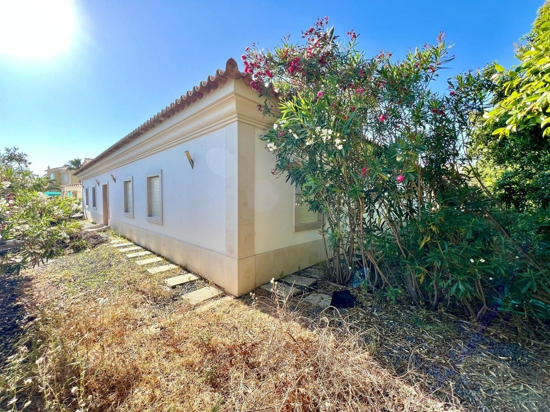Villa in Quelfes, Algarve, Portugal 2 - 16572978