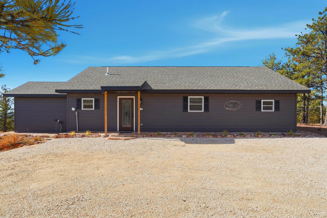 House in Custer, South Dakota, United States 1 - 16571513