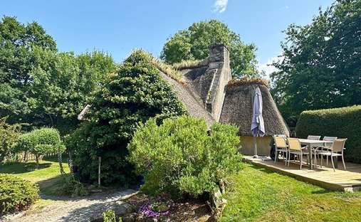 An Incredible Real Estate Asset Overlooking The Ria.