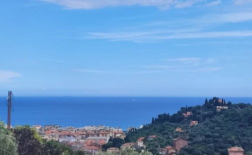 Villa a Collina Centrale, Alassio, Liguria 1