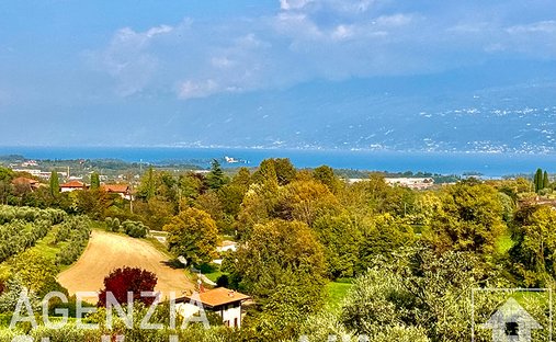 Villa in Soiano del Lago, Lombardy, Italy 1