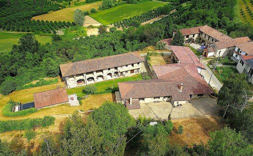 Country House in Cessole, Piedmont, Italy 1