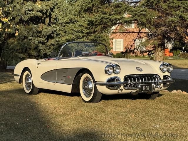 Chevrolet Corvette in Calverton, NY, United States 1 - 16570875