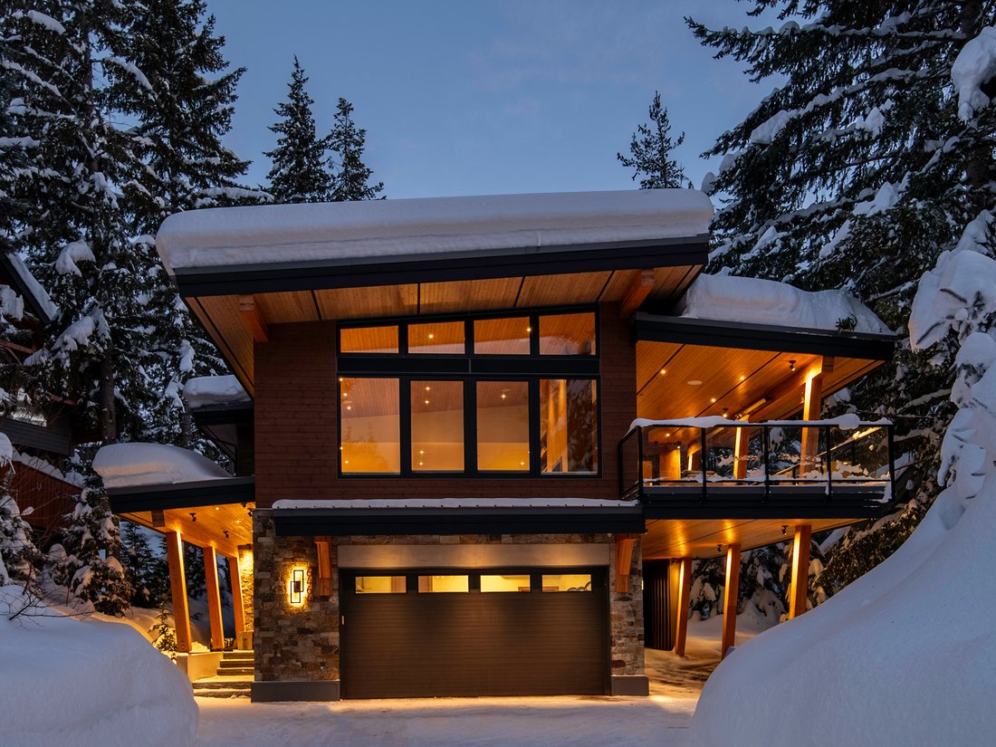 House in Whistler, British Columbia, Canada 1 - 16571899