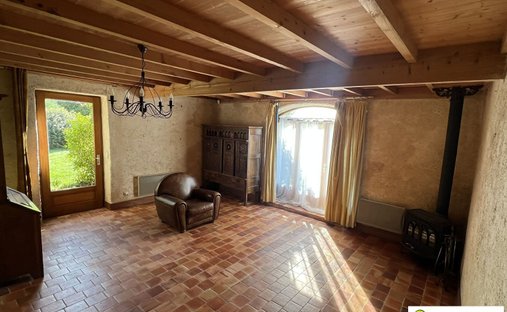 An Incredible Real Estate Asset Overlooking The Ria.