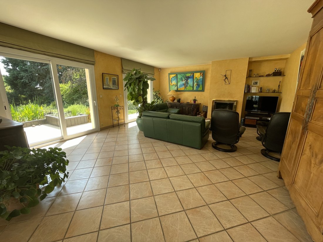 House in Le Bourg et le Hameaux, Beynes, France 3 - 16570990