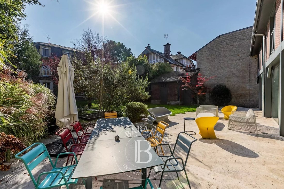 Estate in Chantilly, Hauts-de-France, France 4 - 16569496