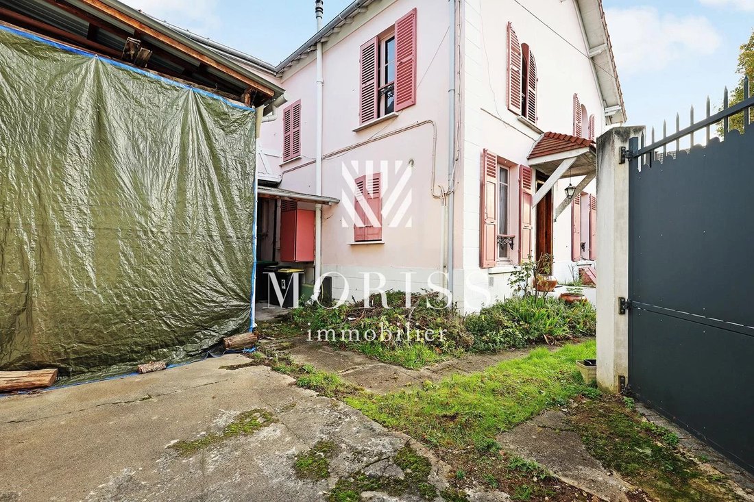 House in Le Parc, Saint-Maur-des-Fossés, France 1 - 16570656