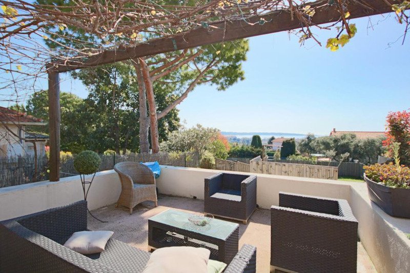 Villa in Gabelle-Courcettes-Les Clos, Vallauris, France 2 - 16571129