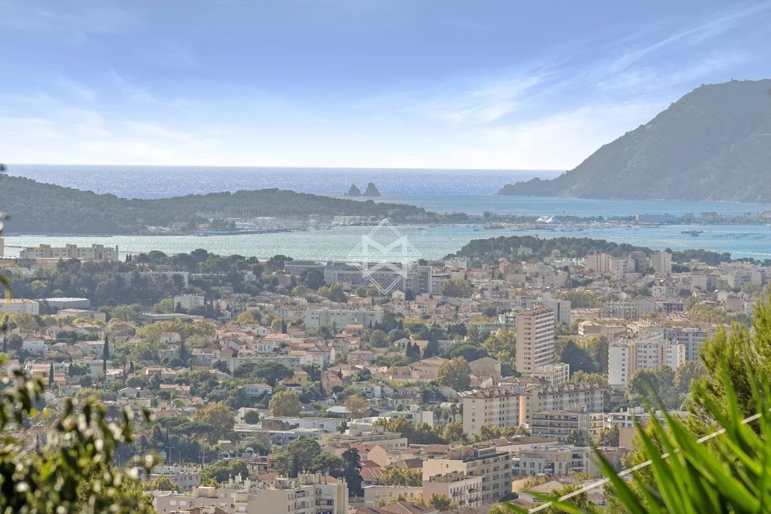 Villa in Beaulieu-Darboussèdes, Toulon, France 2 - 16568765