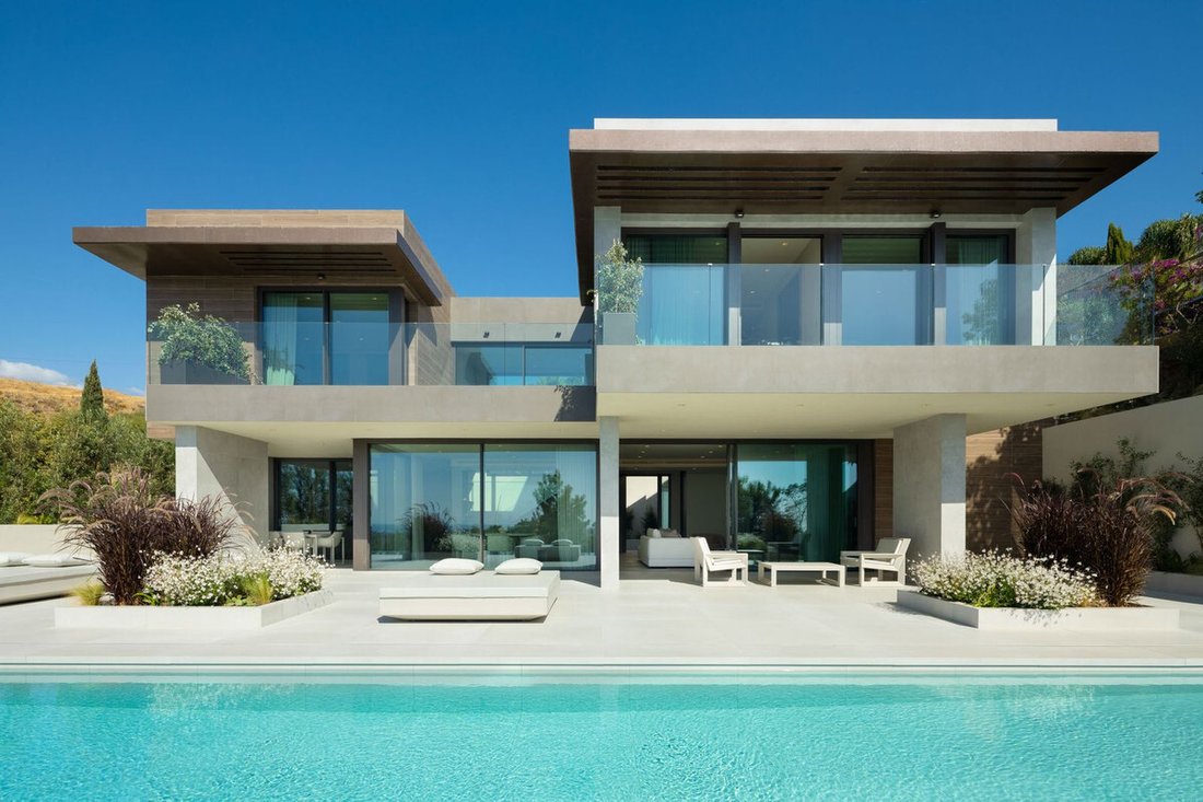 Villa in Benahavis, Andalusia, Spain 1 - 16569591