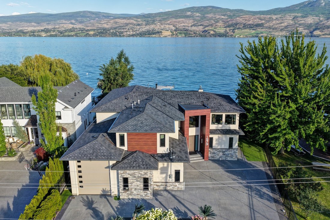 House in West Kelowna, British Columbia, Canada 2 - 16572044