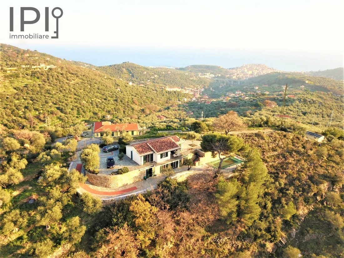 Villa in Porto Maurizio, Imperia, Liguria 3 - 16568858