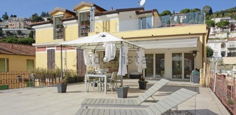 Apartment in Central Hill, Alassio, Liguria 1 - 16568700