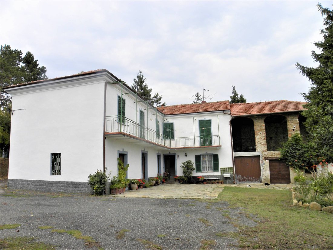 Country House in Denice, Piedmont, Italy 1 - 16568865