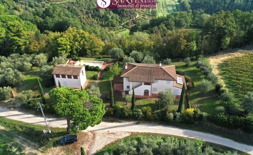 Country House in Palaia, Tuscany, Italy 1